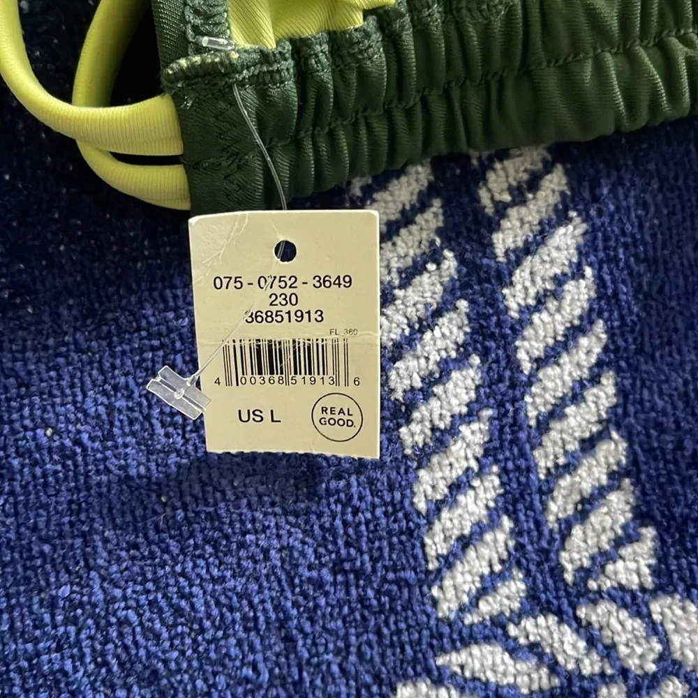 Aerie tropical bikini  swim top in green and lime size Large - Picture 3 of 5